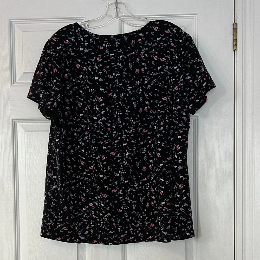 4/$20 Nicole Miller Black Blouse with Pink and Blue Floral Pattern - Picture 3 of 4